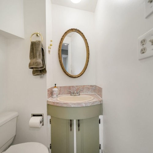 Photo 10 at 8913 Jedburgh Place, Queen Mary Park Surrey, Surrey Photo 10 at 8913 Jedburgh Place, Queen Mary Park Surrey, Surrey