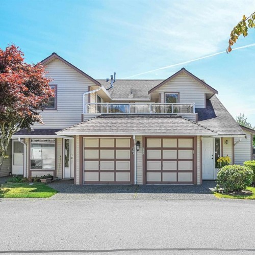 Photo 3 at 201 - 13725 72a Avenue, East Newton, Surrey Photo 3 at 201 - 13725 72a Avenue, East Newton, Surrey