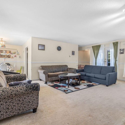 Photo 5 at 201 - 13725 72a Avenue, East Newton, Surrey Photo 5 at 201 - 13725 72a Avenue, East Newton, Surrey