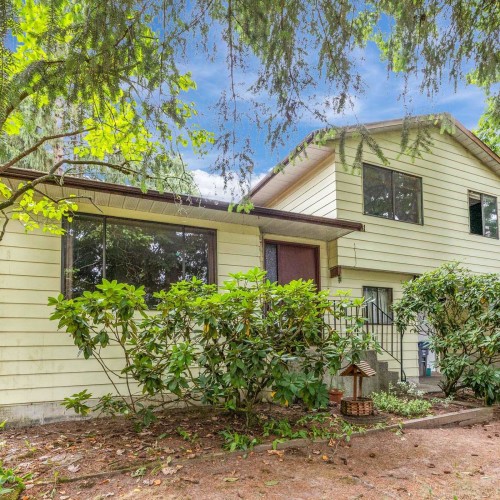 Photo 2 at 6711 141 Street, East Newton, Surrey Photo 2 at 6711 141 Street, East Newton, Surrey