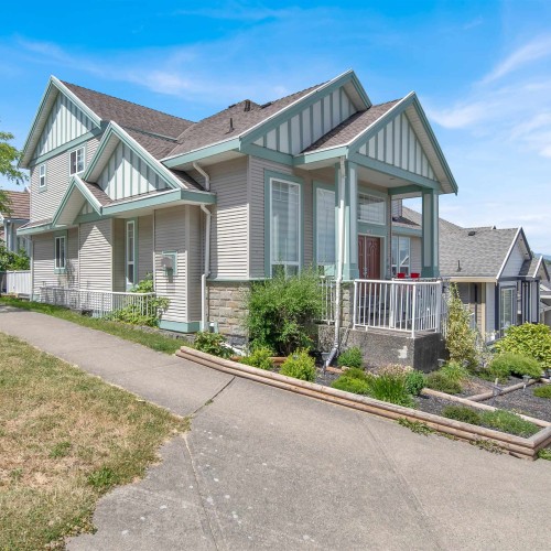 Photo 2 at 6157 146 Street, Sullivan Station, Surrey Photo 2 at 6157 146 Street, Sullivan Station, Surrey