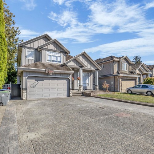 Photo 2 at 7270 148 Street, East Newton, Surrey Photo 2 at 7270 148 Street, East Newton, Surrey