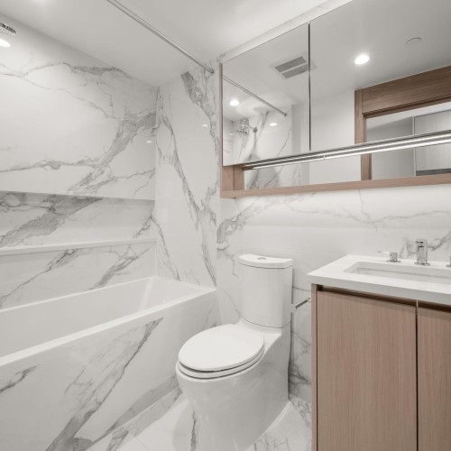 Photo 11 at 2907 - 13778 100 Avenue, Whalley, North Surrey Photo 11 at 2907 - 13778 100 Avenue, Whalley, North Surrey