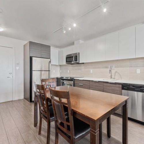 Photo 7 at 1502 - 13303 Central Avenue, Whalley, North Surrey Photo 7 at 1502 - 13303 Central Avenue, Whalley, North Surrey