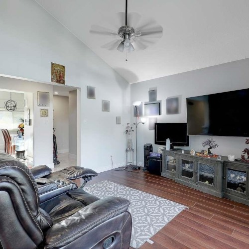 Photo 12 at 8825 185 Street, Port Kells, North Surrey Photo 12 at 8825 185 Street, Port Kells, North Surrey