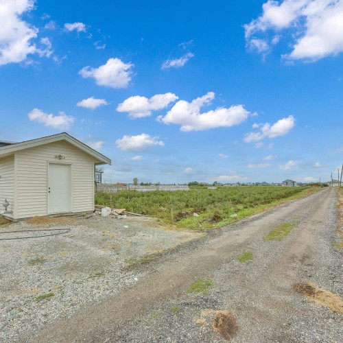 Photo 13 at 17027 40 Avenue, Serpentine, Cloverdale Photo 13 at 17027 40 Avenue, Serpentine, Cloverdale