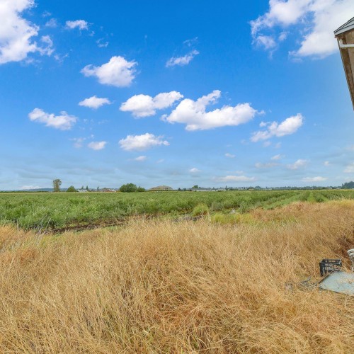 Photo 4 at 17027 40 Avenue, Serpentine, Cloverdale Photo 4 at 17027 40 Avenue, Serpentine, Cloverdale