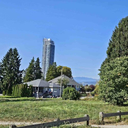 Photo 5 at 10564 137a Street, Whalley, North Surrey Photo 5 at 10564 137a Street, Whalley, North Surrey