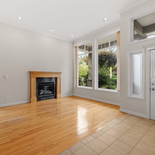 Photo 3 at 10872 166 Street, Fraser Heights, North Surrey Photo 3 at 10872 166 Street, Fraser Heights, North Surrey