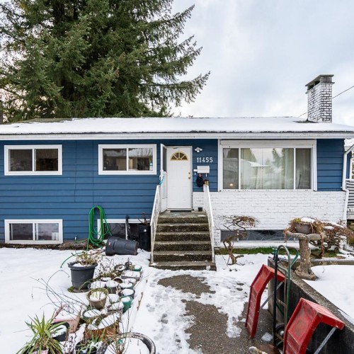 Photo 2 at 11455 139a Street, Bolivar Heights, North Surrey Photo 2 at 11455 139a Street, Bolivar Heights, North Surrey