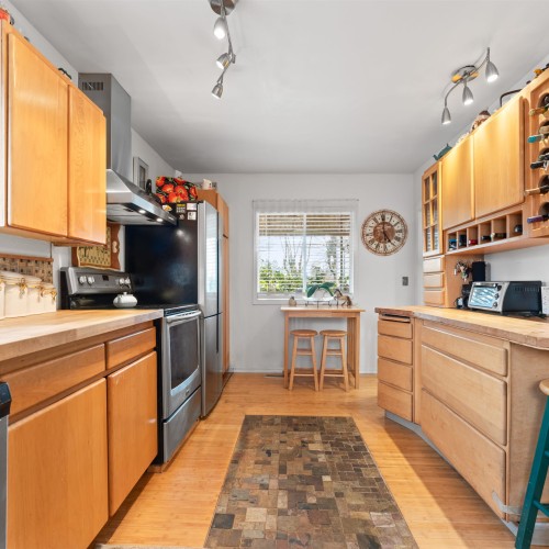 Photo 3 at 17307 58 Avenue, Cloverdale BC, Cloverdale Photo 3 at 17307 58 Avenue, Cloverdale BC, Cloverdale