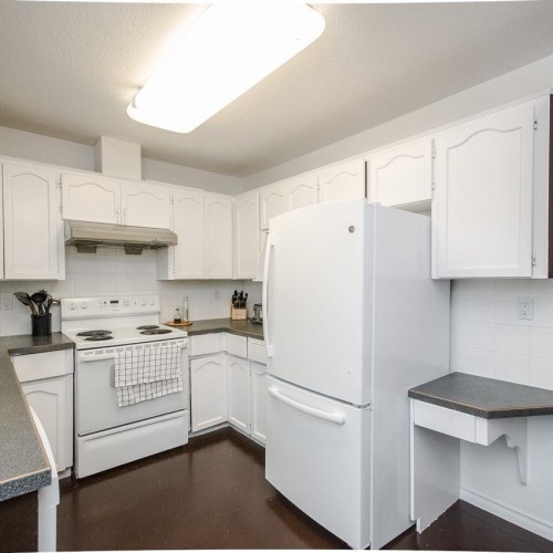 Photo 7 at 15026 98a Avenue, Guildford, North Surrey Photo 7 at 15026 98a Avenue, Guildford, North Surrey