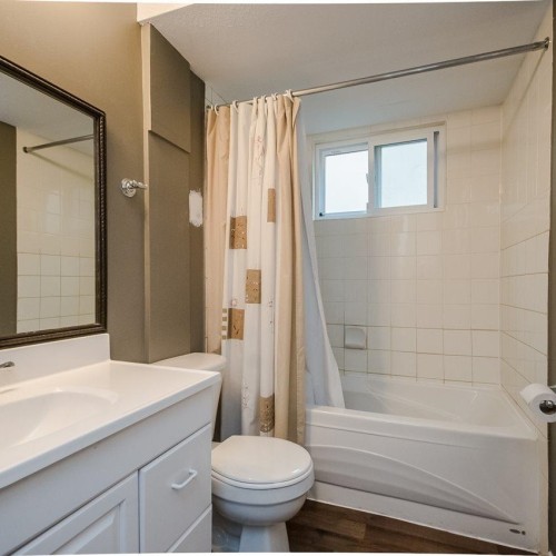 Photo 10 at 15026 98a Avenue, Guildford, North Surrey Photo 10 at 15026 98a Avenue, Guildford, North Surrey