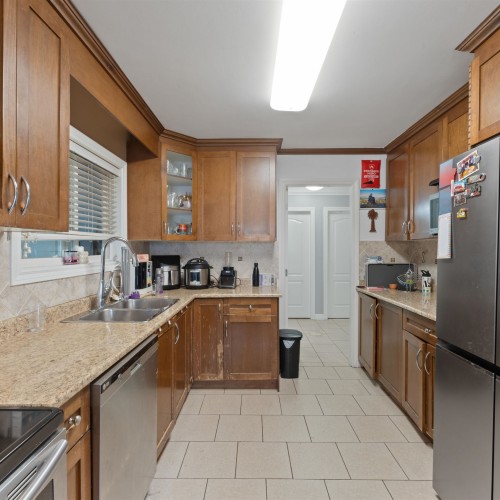 Photo 13 at 12955 106a Avenue, Whalley, North Surrey Photo 13 at 12955 106a Avenue, Whalley, North Surrey