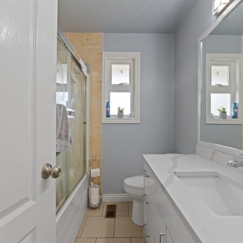 Photo 11 at 12955 106a Avenue, Whalley, North Surrey Photo 11 at 12955 106a Avenue, Whalley, North Surrey