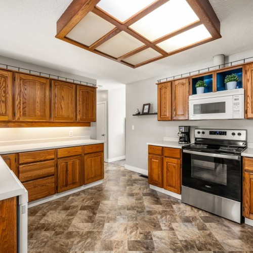 Photo 11 at 10142 128a Street, Cedar Hills, North Surrey Photo 11 at 10142 128a Street, Cedar Hills, North Surrey