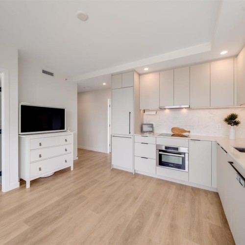 Photo 3 at 2211 - 13685 102 Avenue, Whalley, North Surrey Photo 3 at 2211 - 13685 102 Avenue, Whalley, North Surrey