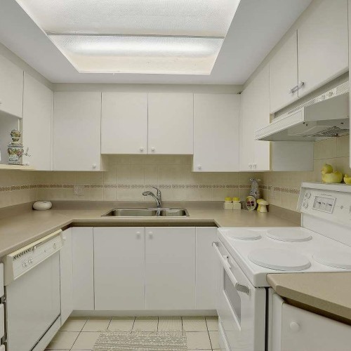 Photo 16 at 1402 - 13353 108 Avenue, Whalley, North Surrey Photo 16 at 1402 - 13353 108 Avenue, Whalley, North Surrey