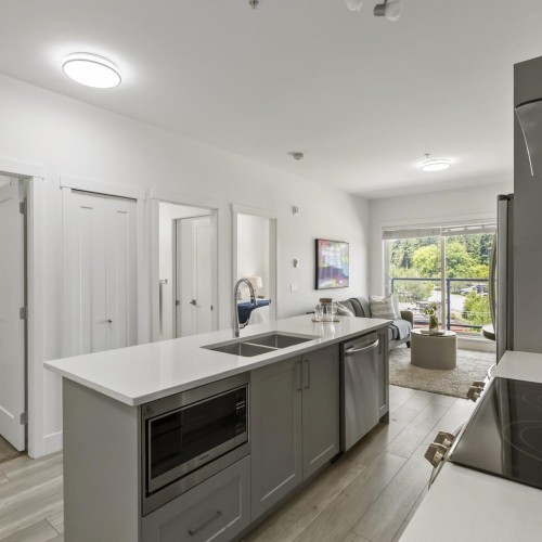 Photo 12 at 603 - 13978 Fraser Highway, Whalley, North Surrey Photo 12 at 603 - 13978 Fraser Highway, Whalley, North Surrey