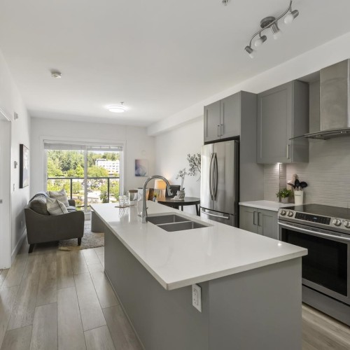 Photo 7 at 603 - 13978 Fraser Highway, Whalley, North Surrey Photo 7 at 603 - 13978 Fraser Highway, Whalley, North Surrey