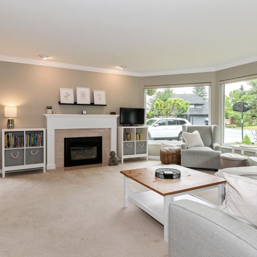 Photo 3 at 16333 79 Avenue, Fleetwood Tynehead, Surrey Photo 3 at 16333 79 Avenue, Fleetwood Tynehead, Surrey