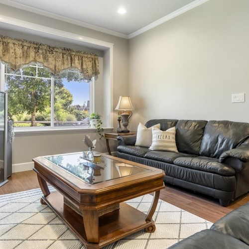 Photo 3 at 7079 190 Street, Clayton, Cloverdale Photo 3 at 7079 190 Street, Clayton, Cloverdale