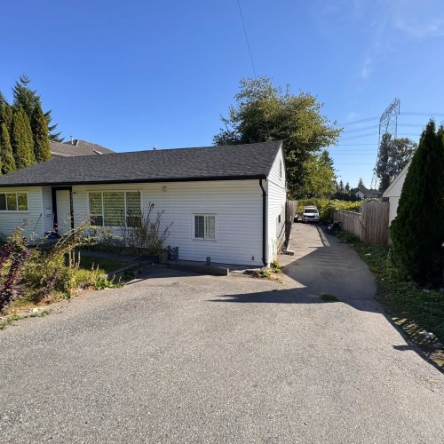 Photo 3 at 10852 140 Street, Bolivar Heights, North Surrey Photo 3 at 10852 140 Street, Bolivar Heights, North Surrey