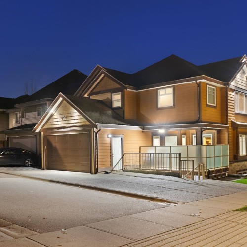 Photo 3 at 5878 129 Street, Panorama Ridge, Surrey Photo 3 at 5878 129 Street, Panorama Ridge, Surrey