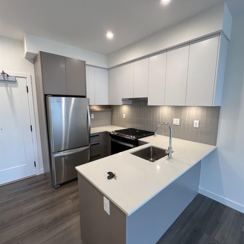 Photo 4 at 411 - 13788 76 Avenue, East Newton, Surrey Photo 4 at 411 - 13788 76 Avenue, East Newton, Surrey