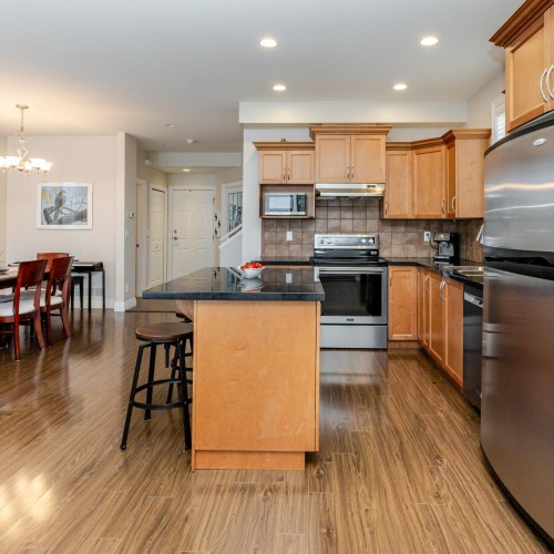 Photo 8 at 6522 193a Street, Clayton, Cloverdale Photo 8 at 6522 193a Street, Clayton, Cloverdale