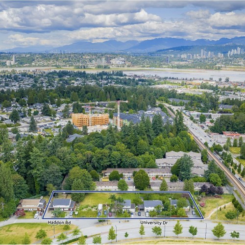 Photo 2 at 10967 University Drive, Whalley, North Surrey Photo 2 at 10967 University Drive, Whalley, North Surrey