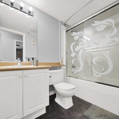 Photo 10 at 311 - 13780 76 Avenue, East Newton, Surrey Photo 10 at 311 - 13780 76 Avenue, East Newton, Surrey