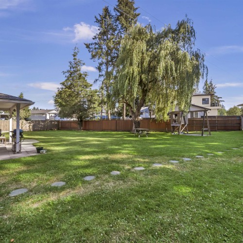 Photo 3 at 12448 97b Avenue, Cedar Hills, North Surrey Photo 3 at 12448 97b Avenue, Cedar Hills, North Surrey