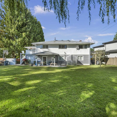 Photo 4 at 12448 97b Avenue, Cedar Hills, North Surrey Photo 4 at 12448 97b Avenue, Cedar Hills, North Surrey