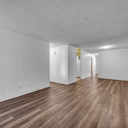 Photo 3 at 10580 Holly Park Lane, Guildford, North Surrey Photo 3 at 10580 Holly Park Lane, Guildford, North Surrey