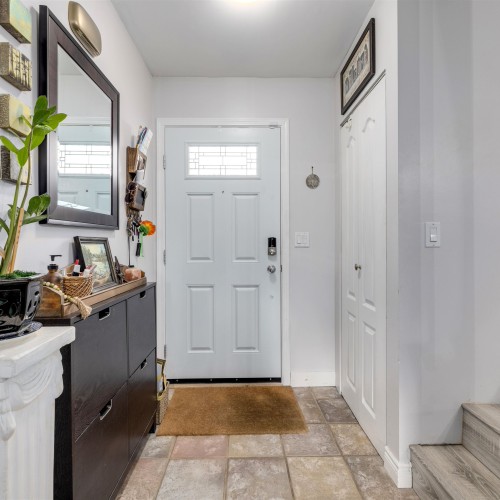 Photo 3 at 6211 Greenside Drive W, Cloverdale BC, Cloverdale Photo 3 at 6211 Greenside Drive W, Cloverdale BC, Cloverdale