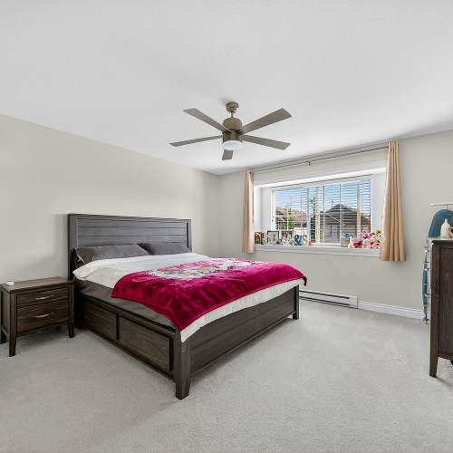 Photo 12 at 6517 193a Street, Clayton, Cloverdale Photo 12 at 6517 193a Street, Clayton, Cloverdale