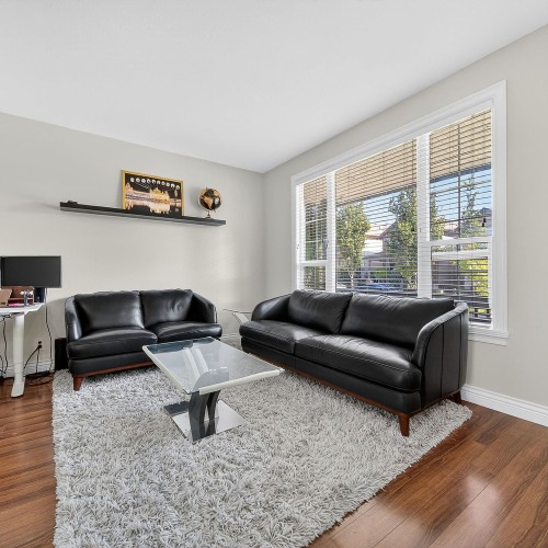 Photo 4 at 6517 193a Street, Clayton, Cloverdale Photo 4 at 6517 193a Street, Clayton, Cloverdale