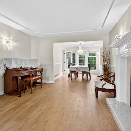 Photo 4 at 5663 186a Street, Cloverdale BC, Cloverdale Photo 4 at 5663 186a Street, Cloverdale BC, Cloverdale