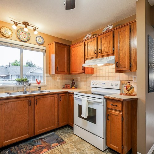 Photo 13 at 20 - 9259 122 Street, Queen Mary Park Surrey, Surrey Photo 13 at 20 - 9259 122 Street, Queen Mary Park Surrey, Surrey