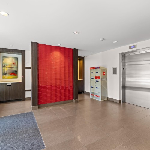 Photo 4 at 205 - 13919 Fraser Highway, Whalley, North Surrey Photo 4 at 205 - 13919 Fraser Highway, Whalley, North Surrey