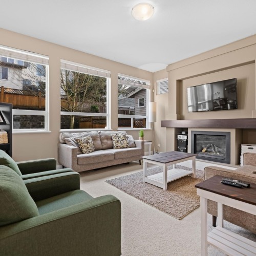 Photo 3 at 7016 178th St Street, Cloverdale BC, Cloverdale Photo 3 at 7016 178th St Street, Cloverdale BC, Cloverdale