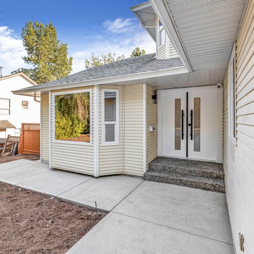 Photo 7 at 14278 Hyland Road, East Newton, Surrey Photo 7 at 14278 Hyland Road, East Newton, Surrey