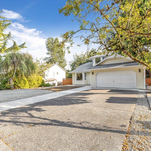 Photo 3 at 14278 Hyland Road, East Newton, Surrey Photo 3 at 14278 Hyland Road, East Newton, Surrey