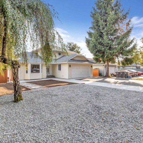 Photo 4 at 14278 Hyland Road, East Newton, Surrey Photo 4 at 14278 Hyland Road, East Newton, Surrey