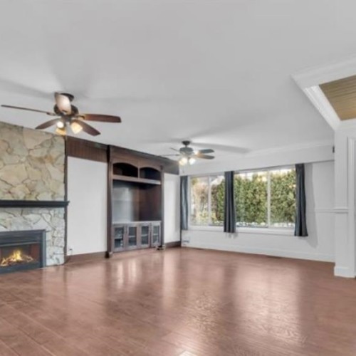 Photo 2 at 11565 96a Avenue, Royal Heights, North Surrey Photo 2 at 11565 96a Avenue, Royal Heights, North Surrey