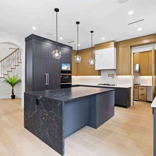 Photo 11 at 10258 128a Street, Whalley, North Surrey Photo 11 at 10258 128a Street, Whalley, North Surrey