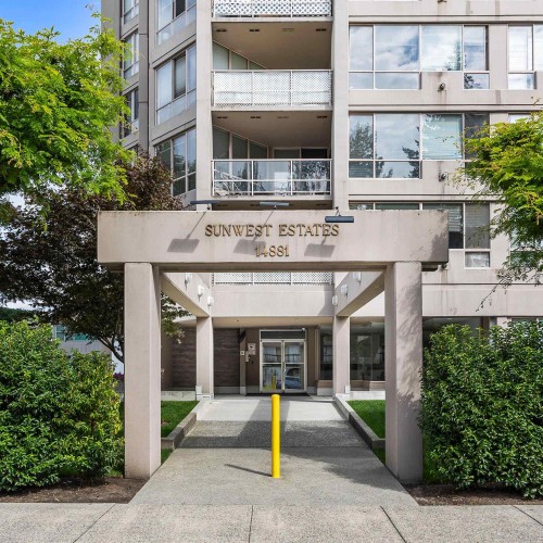 Photo 3 at 1306 - 14881 103a Avenue, Guildford, North Surrey Photo 3 at 1306 - 14881 103a Avenue, Guildford, North Surrey