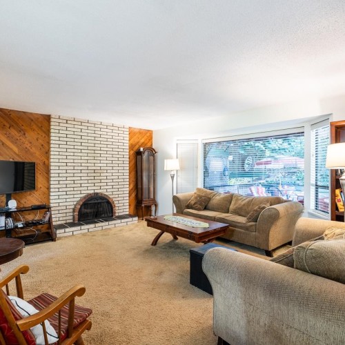 Photo 2 at 13575 Crestview Drive, Bolivar Heights, North Surrey Photo 2 at 13575 Crestview Drive, Bolivar Heights, North Surrey