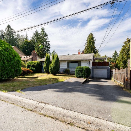 Photo 2 at 10725 127a Street, Cedar Hills, North Surrey Photo 2 at 10725 127a Street, Cedar Hills, North Surrey